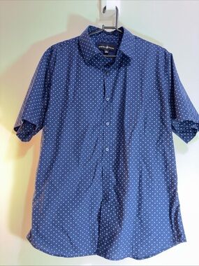 Beverly Hills Pilo Club Men’s Navy Blue Short Sleeve Button-Down Shirt. 1057